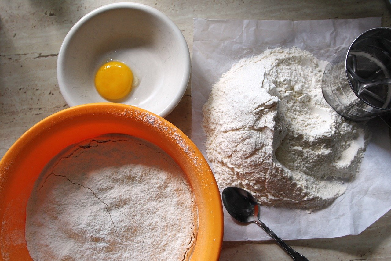 yeast dough, cake, egg-3751523.jpg